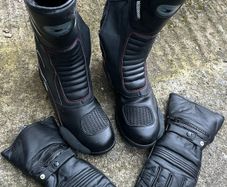 motorbike boots and gloves