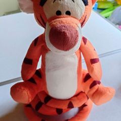 Disney Turbo Tail Tigger (used).