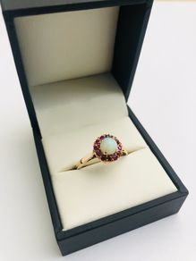 Vintage 9ct Yellow Gold Ruby & Fiery Opal Cluster Ring