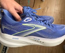 Brooks Women's Glycerin Gts 22Sneaker Size 8(42)