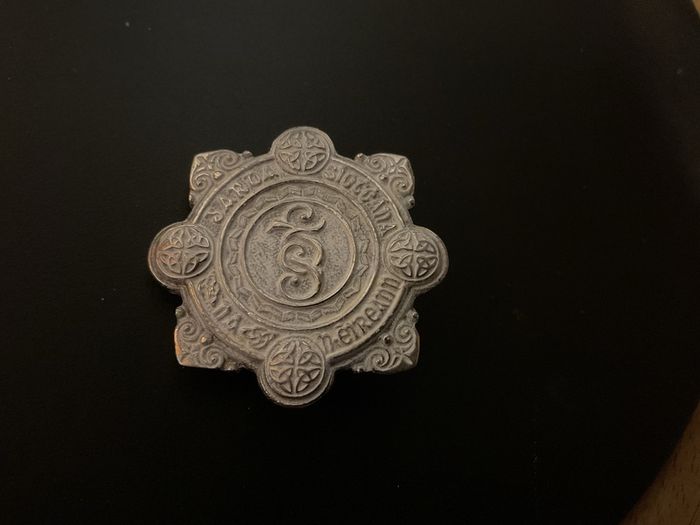 Vintage badge