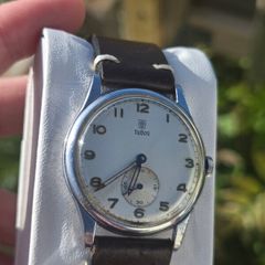 Vintage Tudor Small Rose