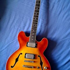 Vintage VSA500 Hollowbody 335