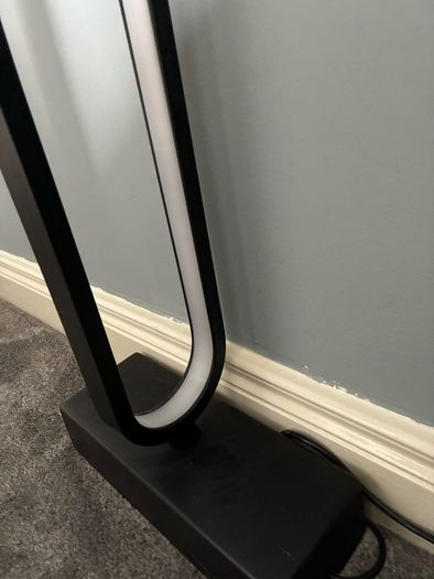 Floor lamp
