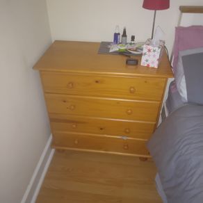 Chest of drawers