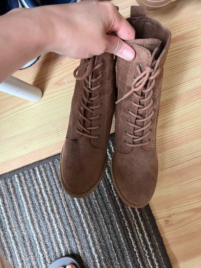 High Heeled Boots