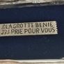 Lourdes Decoration IN BOX blue velvet Mary and Bernadette WITH A rose  ALAGROTTE BENIE JAI PRIE POUR VOUS Image 2