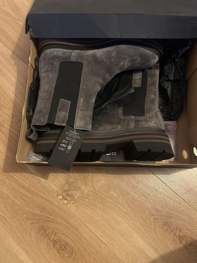 Alpe ladies grey suede boots - brand new with tags