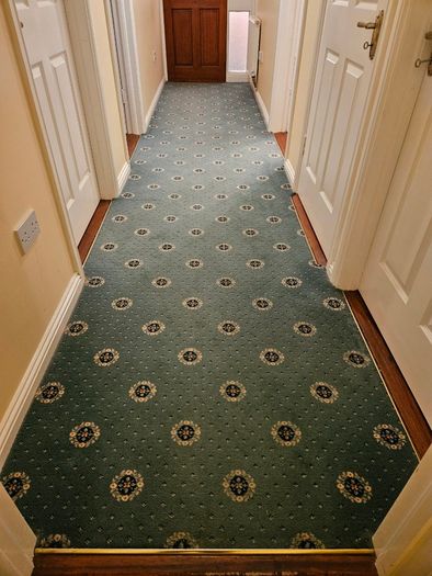 Hall carpet