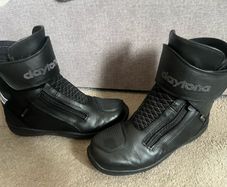 Daytona Arrow Vent GTX Gore-Tex boot (short shaft).