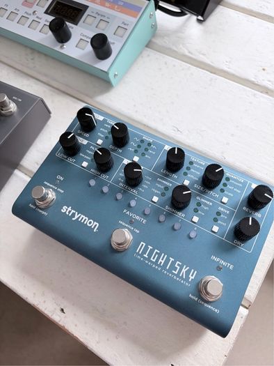 Strymon NightSky Time-Warped Reverberator