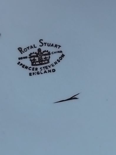 Royal Stuart  Crimlin Lady (pironke. )trios
