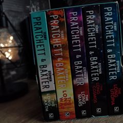 The Long Earth Series ! 5 Books Collection ! Boxset ! by Terry Pratchett and Stephen Baxter  !