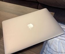 MacBook Air m1 8gb ram 256gb
