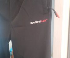 New closure London bottoms medium