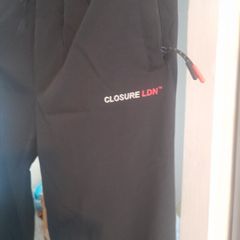 New closure London bottoms medium