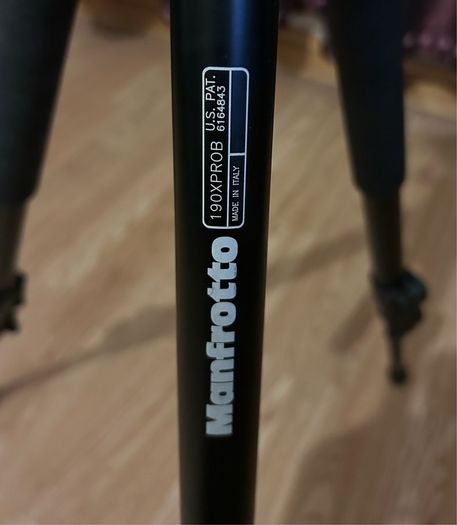 Manfrotto 190XPROB tripod & 488RC4 Ballhead with quick release plate