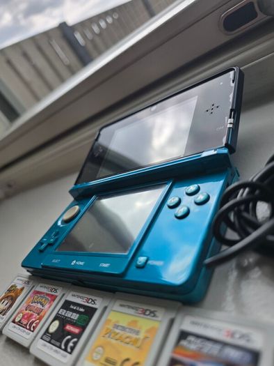Nintendo 3ds coral blue