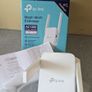 TP-Link RE315 AC1200 Mesh Wi-Fi Range Extender (Like New) Image 4