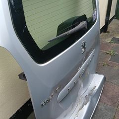 boot lid
