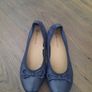 Navy shoes girls size 13UK Image 3