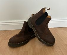 DR. Martens 2976 Crazy Horse Casual Boots