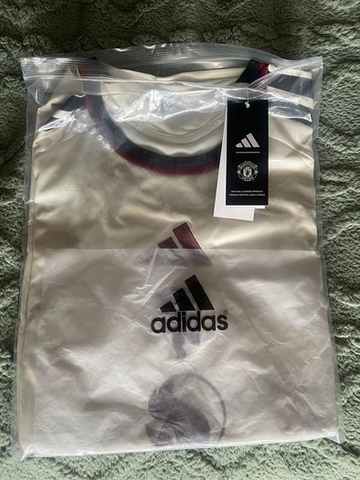 Manchester United jersey 26/27