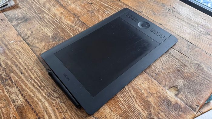 Wacom Graphics Tablet Intuos Pro