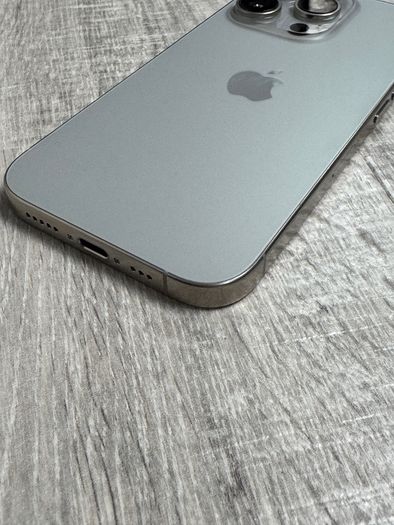 iPhone 16 Pro 256GB Unlocked Natural Titanium | 100% Battery
