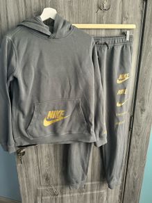 Nike Swoosh Tracksuit - XL Boys