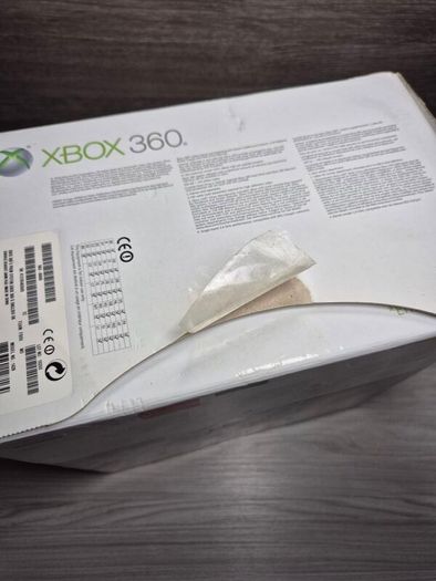 Boxed Xbox 360 Slim 250GB Console Bundle - Official Wireless Controller 4 Games