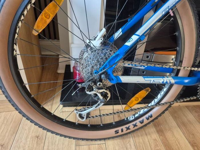 trek