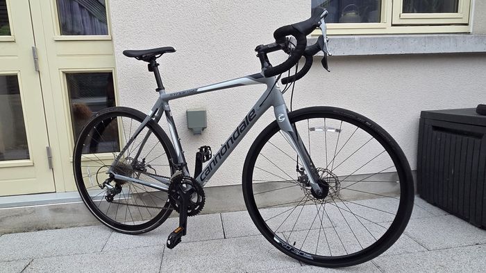 Cannondale road bike