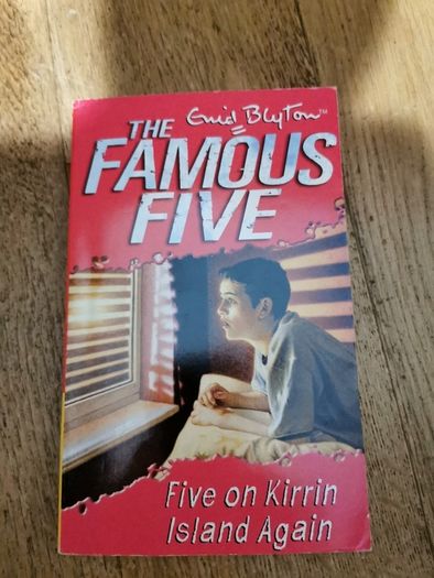 The Famous Five - Five on Kirrin Island Again