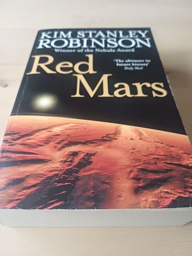 Red Mars by Kim Stanley Robinson (Science Fiction Paperback 2009)