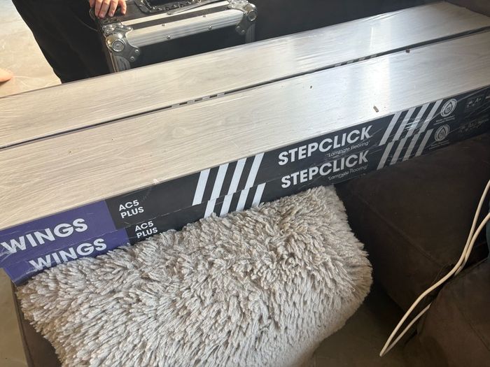 New Laminte Wooden Flooring