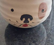 Bulldog plant pot