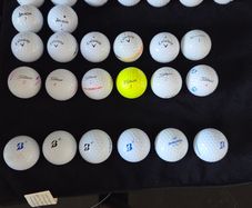 34 mix: Srixon, Bridgestone, Titleist and Callaway