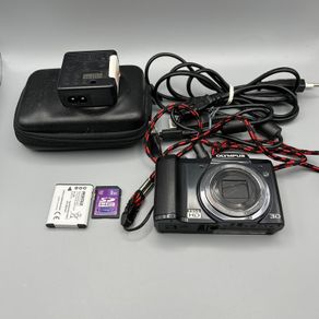 Olympus SZ-20 16MP Digital Camera 4.2-52.5mm 1:3.0-5.9 Lens + SD + Charger +Case