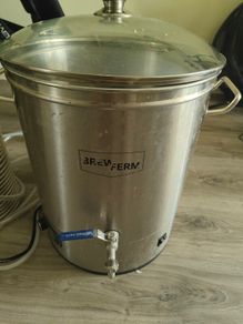 Home Brewing kit Full set up.