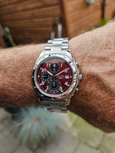 Watch Seiko Chronograph Panda.