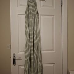 Green maxi dress