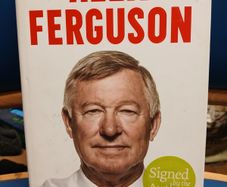 Signed Alex Ferguson autobiography
