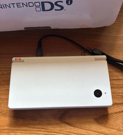 Nintendo DSi white as new boxed