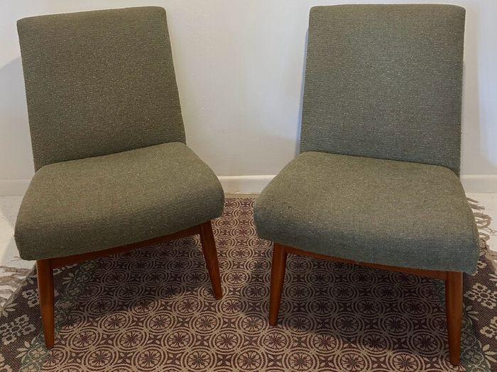 Pair of Vintage Parker Knoll PK945 Chairs