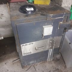Ar-fe Safe