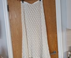 Savida  Ivory  White Skirt.   S. 16. New- No Tag.