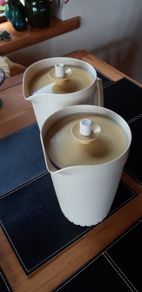 Retro Tupperware Jug with Airtight Lid