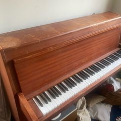 Free piano