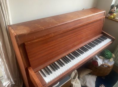 Free piano